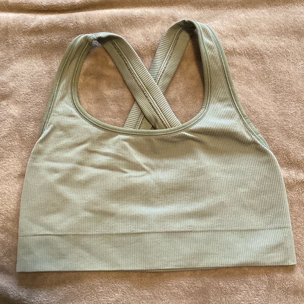 Athleta Aurora Scoop Bra D-DD in Eucalyptus Olive Size: S